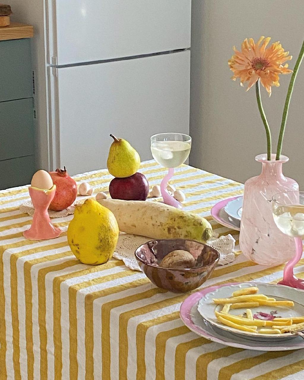 dreamy table setting 🍧