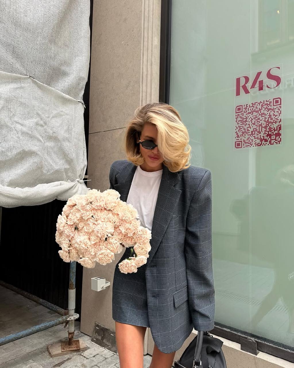 Не первый образ @pollyhey в SKYE, и снова в самое сердечко 💖