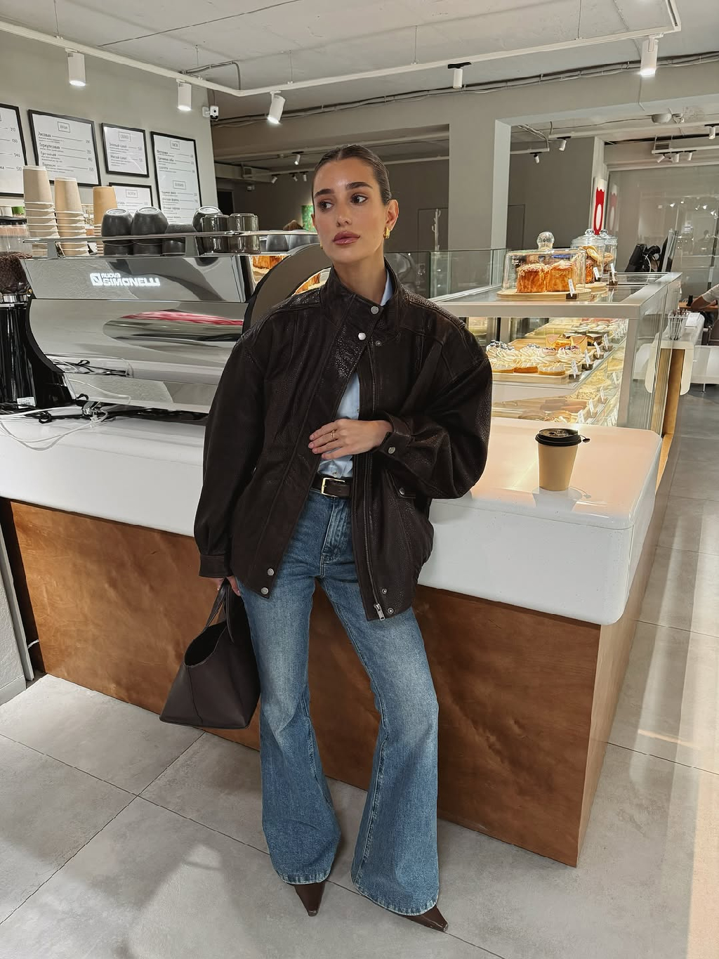 Скидки до -40% на верхнюю одежду только 2
дня! ⚡️

Мы впервые снизили цены на линейку из премиальных материалов — и только сегодня и завтра у вас есть шанс забрать любимые модели со скидкой до -40%.

Акция действует только сегодня и завтра до 23:59 по МСК на сайте по ссылке в шапке профиля

И в шоуруме: Москва, Большой Козихинский переулок, 7с2