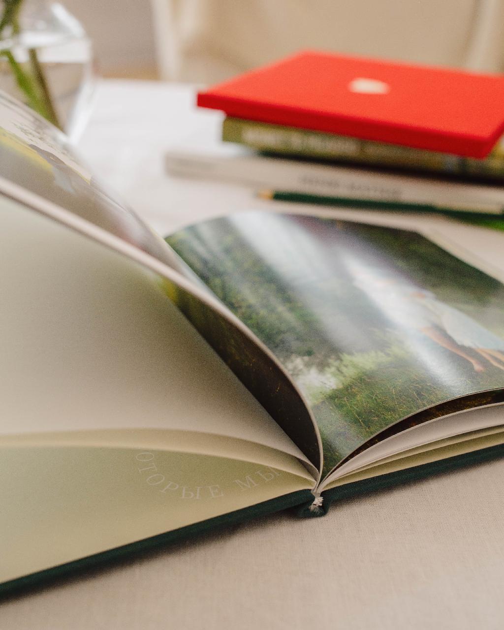 Нажмите, чтобы заказать фотокнигу с вашими воспоминаниями 💚