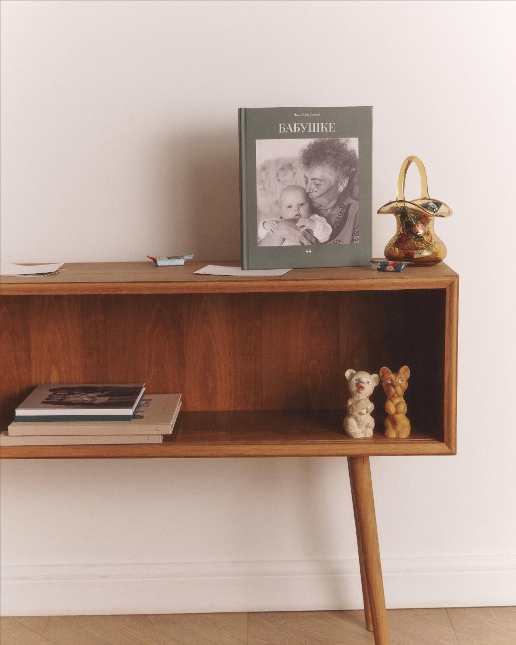 Закажите альбом с фотографиями внуков. Идеальный подарок, который точно порадует бабушек и дедушек 🤍