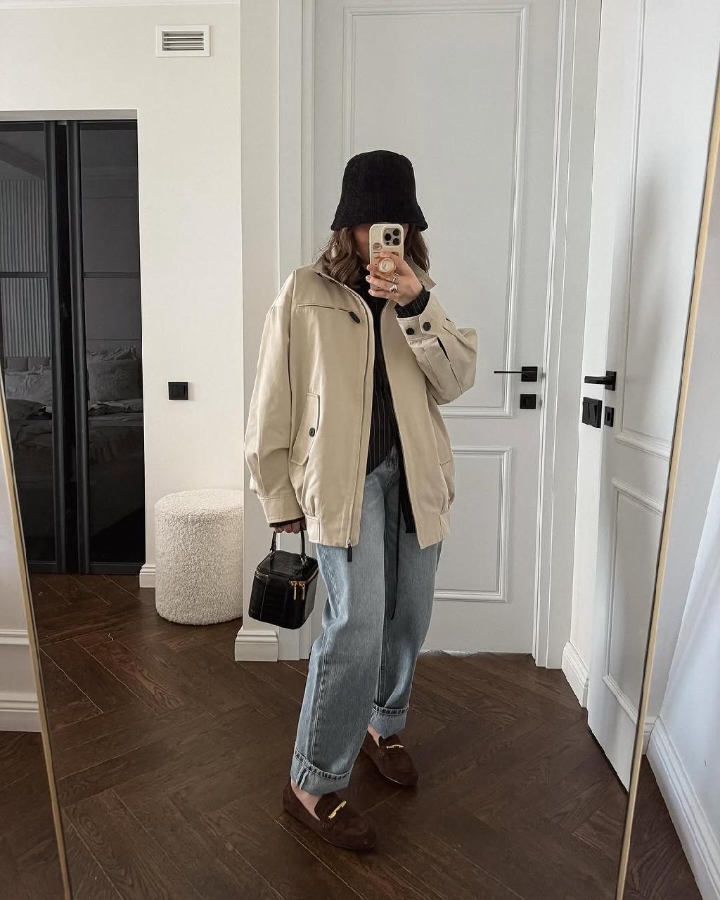 Когда на улице дождь – настроение красиво выйти на улицу и тем самым поднять себе настроение)

На такой случай сохранила себе образ @kseniyakalinina.s  