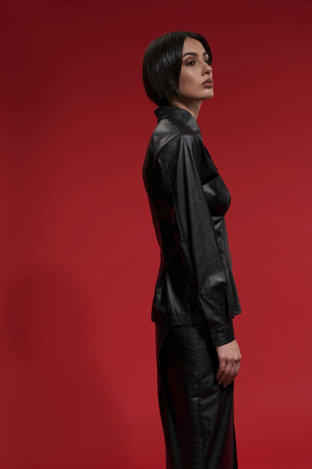 Знакомьтесь с Элис. Сейчас она скупает уникальную одежду бренда ZNWR с огромными скидками. Потому что бренд запустил «Большой шанс». 

Элис - это вы, это я, это все, кто любит красивое…

Стать чуть ближе к состоянию счастья можно во всех бутиках и на сайте до 15 мая. Я тут собрала свои любимые позиции. 