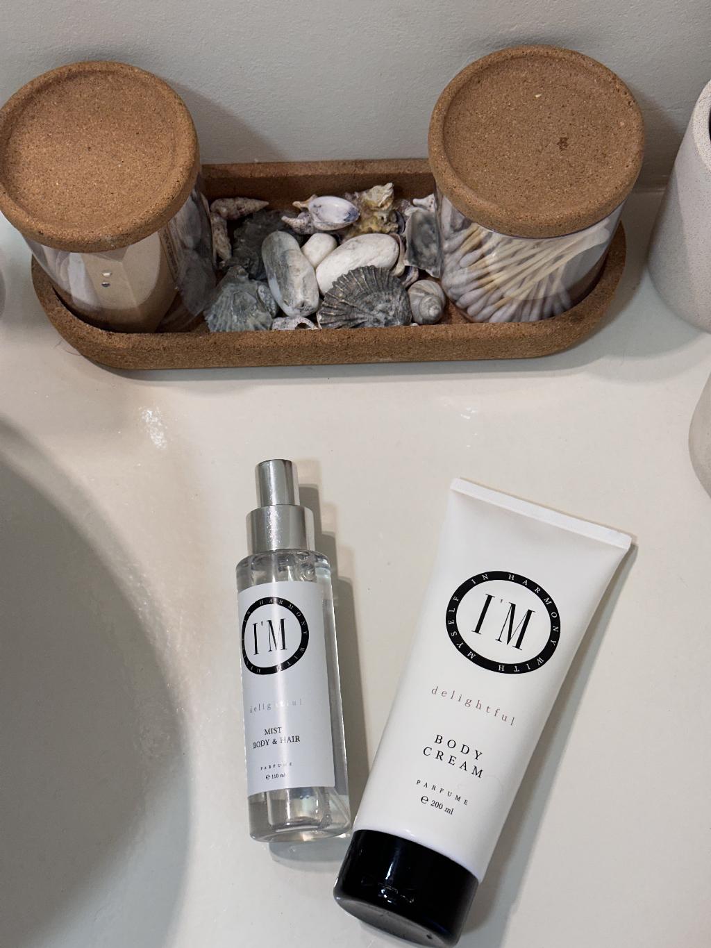 И пусть весь мир подождет. 