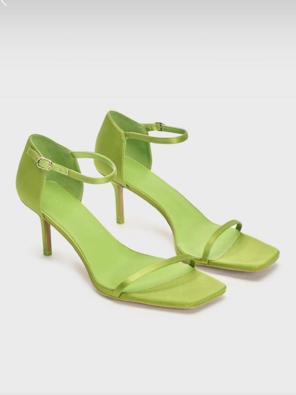 Пока из желтой и зеленой обуви вот что свеженького нашлось. 