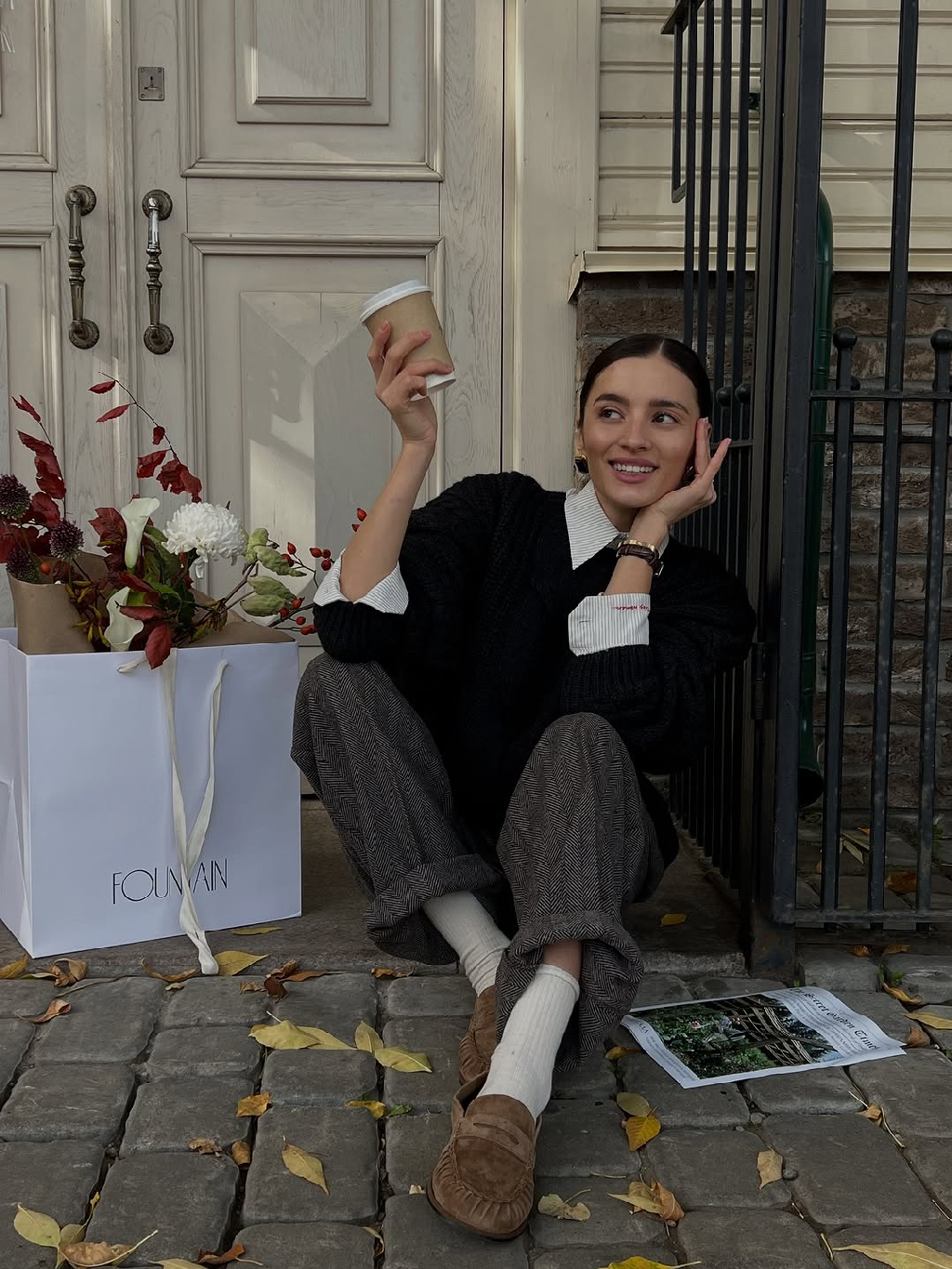 Повседневный комфорт: свитер Dad's + винтажные брюки Professor - идеально для городской повседневности

Разбираем уютные сочетания на Регине @fountainflowers

Подборка осенних образов 🍂