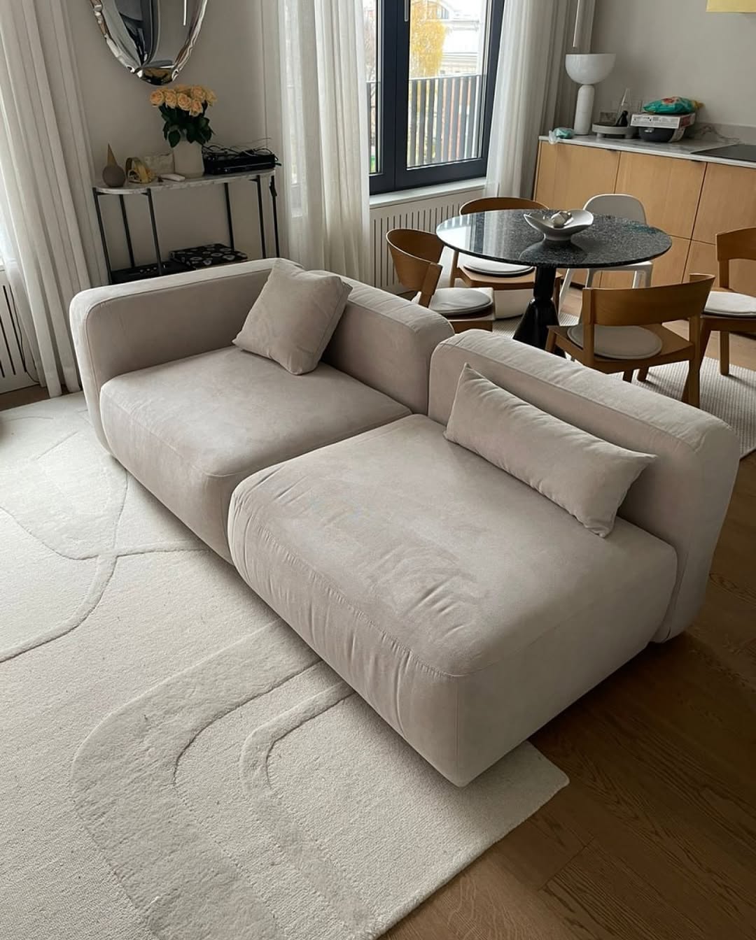 воплощаем ваши самые сокровенные мечты и создаем уют дома. 
новые кадры в постоянной рубрике #annkiathome 

——
на фото:
1, 2 —диван plus + / конфигурация из 2х модулей / velour / col: mustard @varyavedeneeva 
3, 4 — скамья clover / xmas @polina.poludkina 
5, 6 — диван plus + / конфигурация из 2х модулей / velour 
7 — стул-гардероб annki x стокманн
8 — диван plus + / конфигурация из 2х модулей / custom
9 — пуф runda 100 / jacquard / made in spain / col: zebra 
10 — кровать basic / velour / col: natural